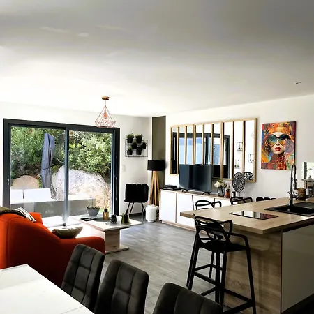 Holiday home L'immortelle